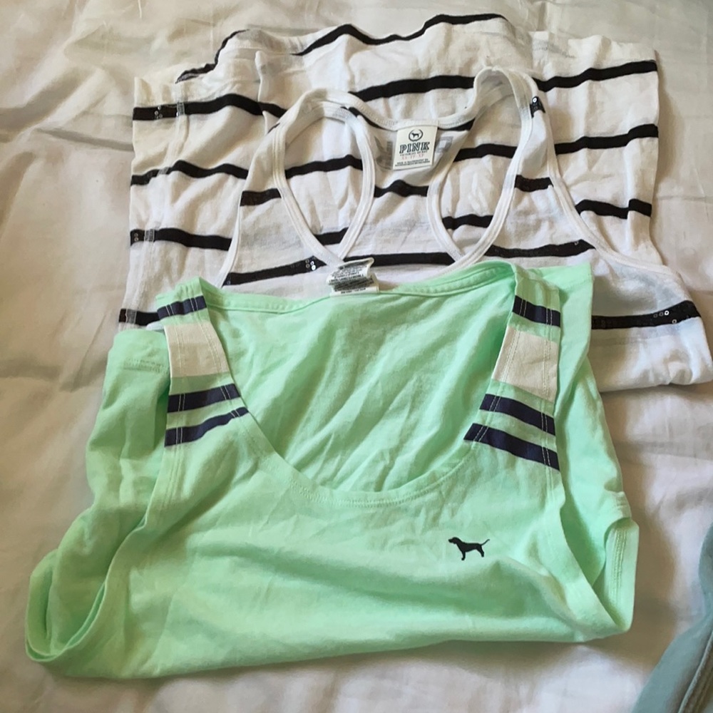 2 tanks super cute
